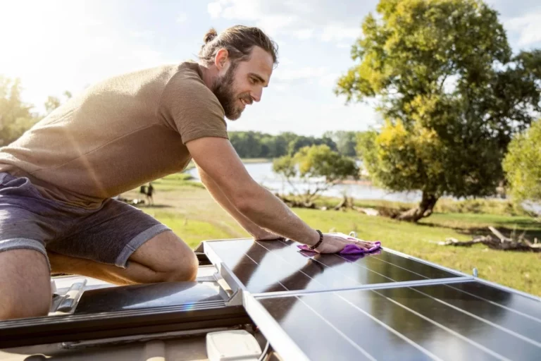 Motorhome Solar Panel Installation